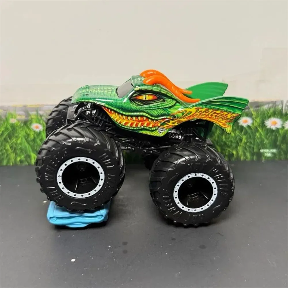 Custom Monster Jam Hot Wheels Dragon 1:64 Monster Truck Body Swap